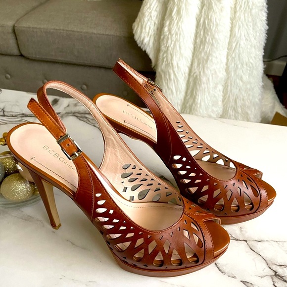 BCBGeneration Leather Duncan Saddle Vachetta Heels - Picture 7 of 10